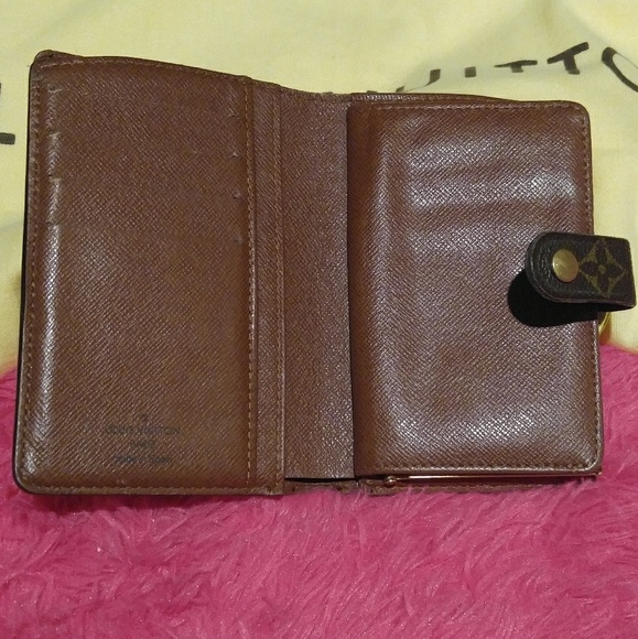 Louis Vuitton Viennois Bifold Wallet - Picture 2 of 8